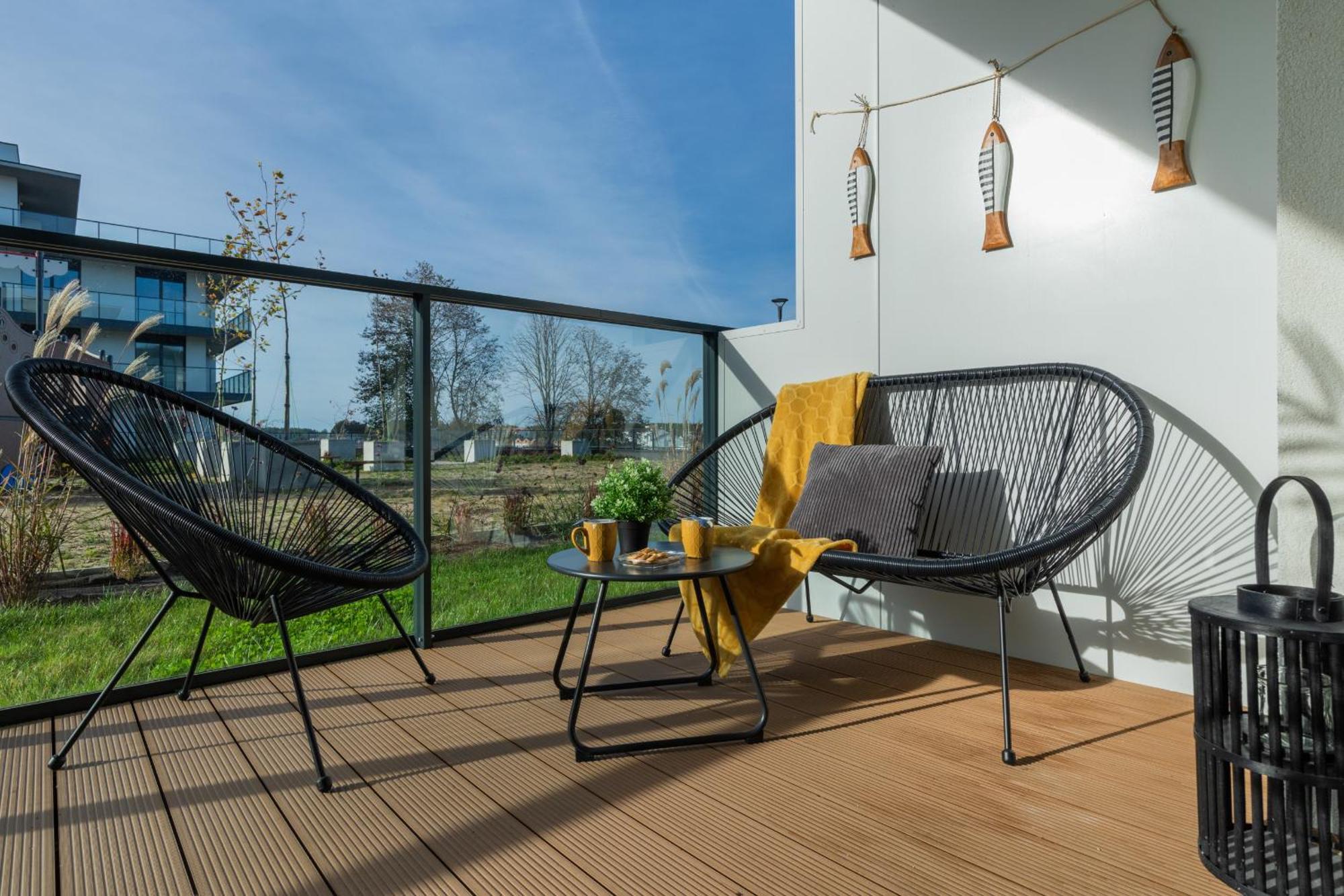 Dziwnow Luxurious Apartment No1 By The River By Renters Prestige Kültér fotó
