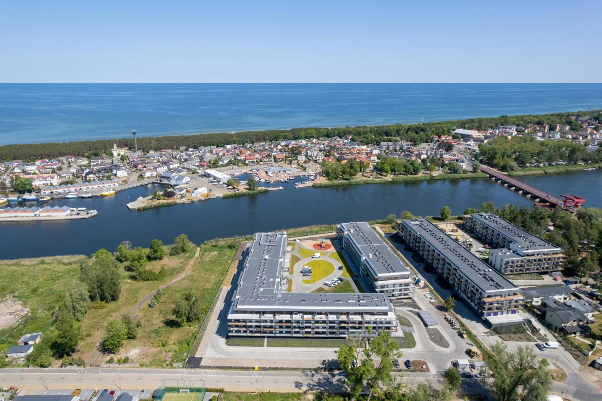 Dziwnow Luxurious Apartment No1 By The River By Renters Prestige Kültér fotó