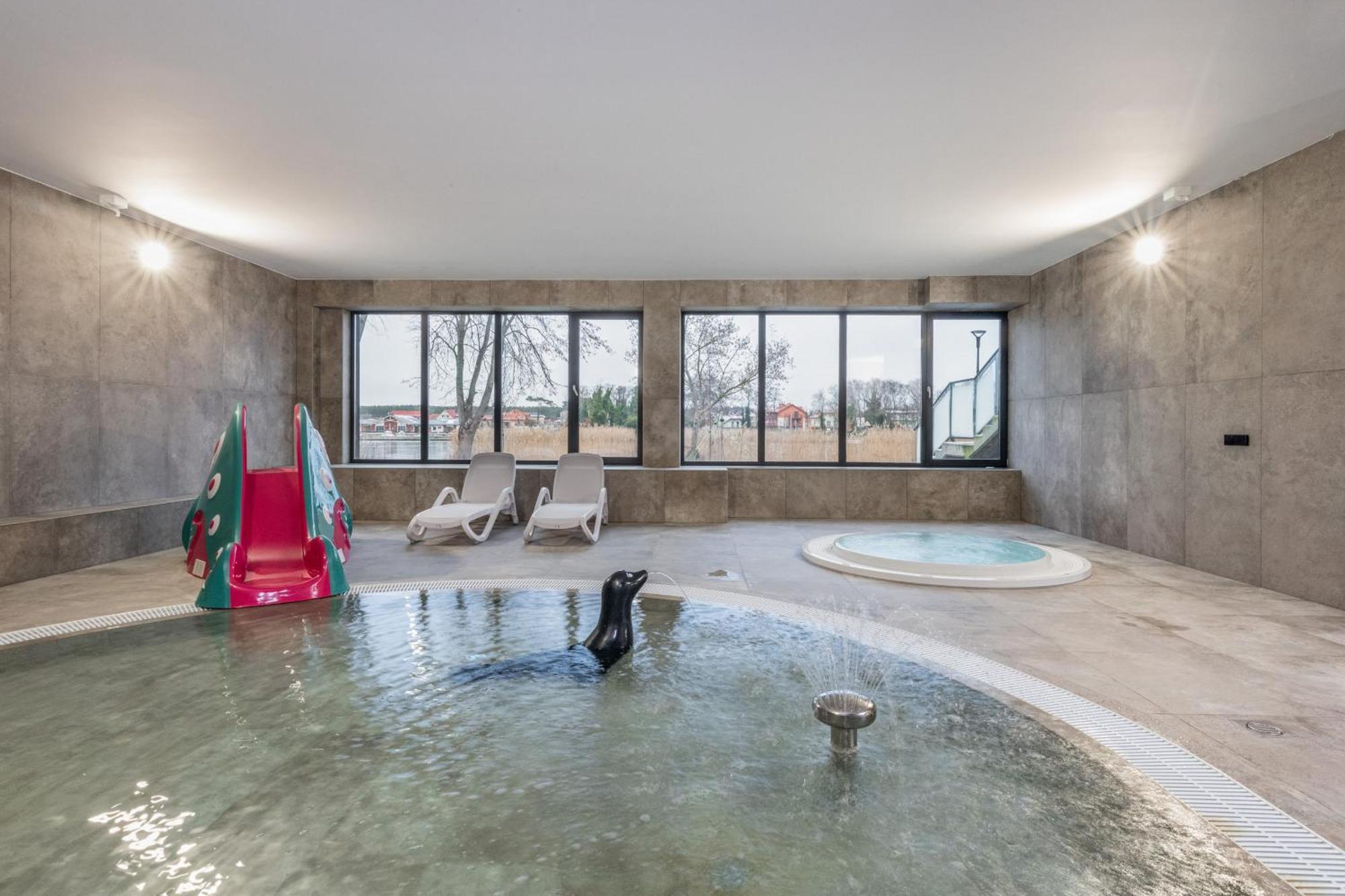 Dziwnow Luxurious Apartment No1 By The River By Renters Prestige Kültér fotó